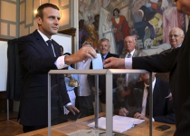  متحدان ماکرون اکثریت مطلق کرسی‌های پارلمان فرانسه را کسب کردند 