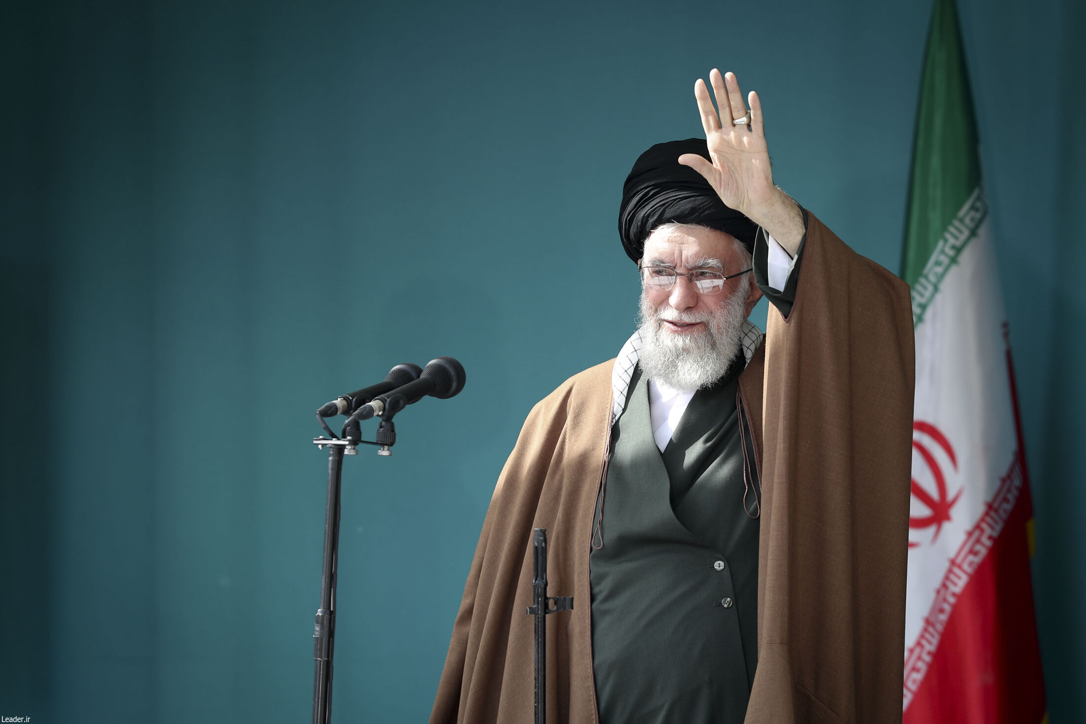 گزارش تصویری از برگزاری نماز عید فطر به امامت آیت الله خامنه‌ای در مصلی تهران