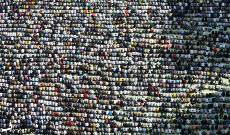 گزارش تصویری از حضور مردم در نماز عید فطر به امامت آیت الله خامنه‌ای در مصلی تهران  