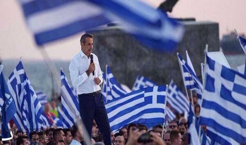 «میتسوتاکیس» نخست وزیر یونان ماند
