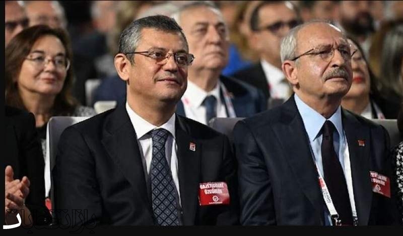 داروساز سابق اوزگور اوزل (چپ) جایگزین کمال قلیچداراوغلو (راست) به عنوان رهبر مخالفان ترکیه شد