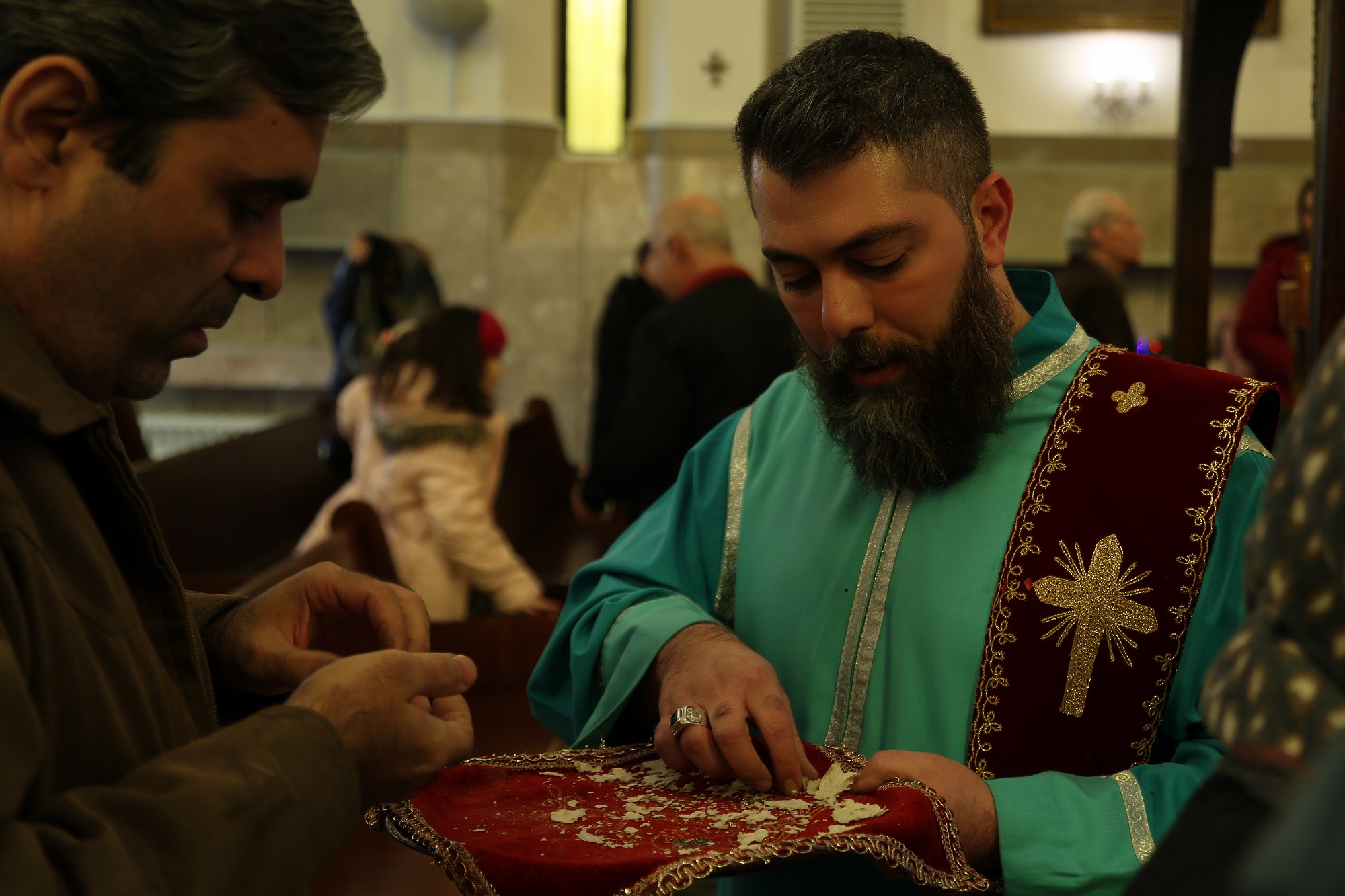 گزارش تصویری از مراسم تولد و غسل تعمید عیسی مسیح (ع) در کلیسا مقدس گریگور تهران - عکاس: فاطمه ( آزاده) حلوایی