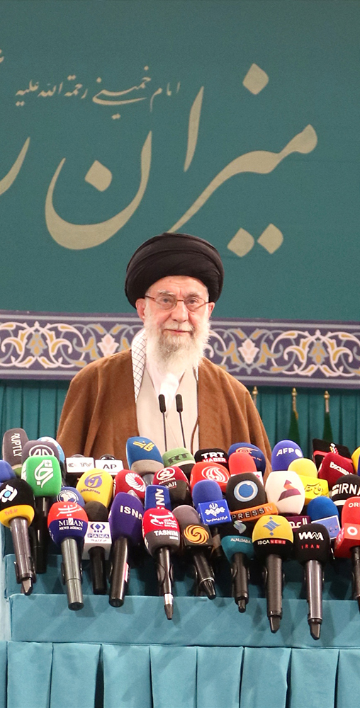 گزارش تصویری از حضور رهبر معظم انقلاب در رای‌گیری مرحله‌ی دوم انتخابات مجلس- عکاس: مجید قاضی پور