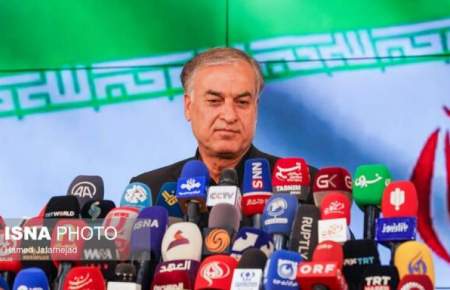 احمدی‌بیغش: امیدوارم بتوانم به آنچه در قانون اساسی آمده، عمل کنم
