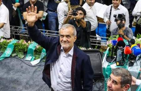 گزارش تصویری از تجمع حامیان جلیلی در آخرین روز قانونی تبلیغات در مصلی تهران- عکاس: نادیا کمانکش  