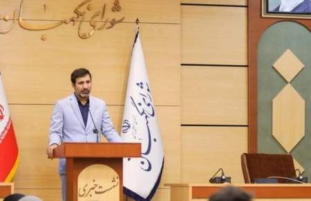 بر اساس قانون بود نه تحسین و سرزنش دیگران