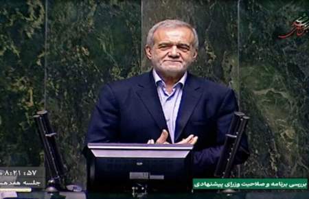 «دولت وفاق ملی» را به مجلس معرفی کرده‌ایم