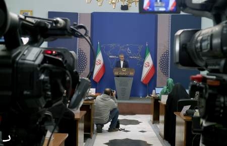 گزارش تصویری از برگزاری نشست خبری سخنگوی وزارت خارجه با خبرنگاران داخلی و خارجی- عکاس: مجید قاضی‌پور  <img src="/images/picture_icon.png" width="16" height="16" border="0" align="top">