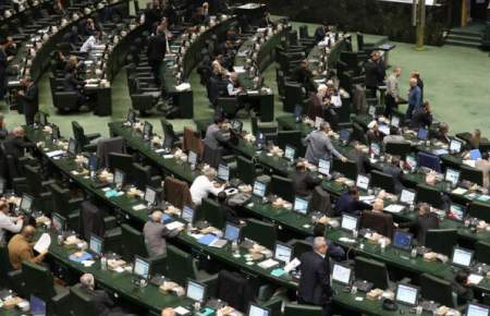 انتقاد امانی از انتصابات شهرداری تهران بدون رعایت طبقه بندی مشاغل