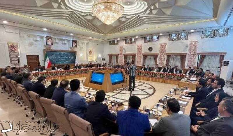 احکام اعضای شورای مرکزی نظام مهندسی ساختمان توسط وزیر راه و شهرسازی اهدا شد