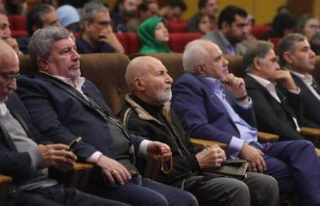 پیام کنعانی به ترامپ: ای مگس عرصه سیمرغ نه جولانگه توست